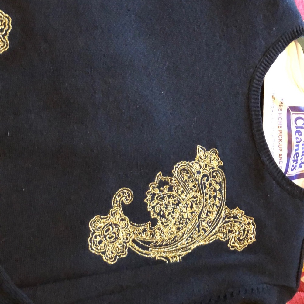 Black - gold long slv sweater- sm shoulder pads.